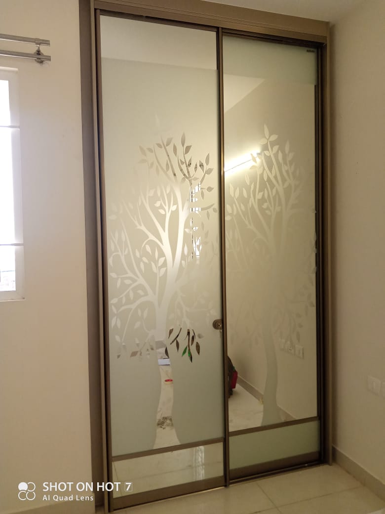 lacquer-glass-wardrobes-dealers-manufacturers-suppliers-in-noida-greater-noida-india